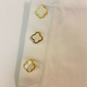 Susan Graver Weekend White Cropped Capri Pants  size S